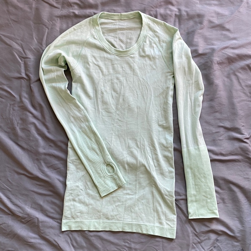 Lululemon swiftly run long sleeve